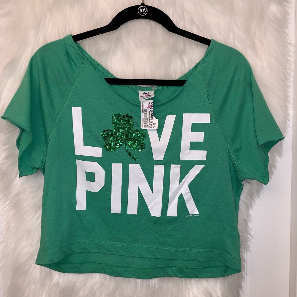 🍀Pink Victoria’s secrets crop top size XS